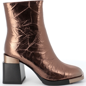 METAMORF OSE VACOTE<br>Bronze