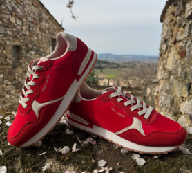 nouvelle collection de baskets et sneakers de chez Teddy Smith très tendance et confortable disponible en ligne sur labotterouge.com